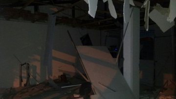 Imagem Bandidos explodem vários caixas eletrônicos em Pedrão