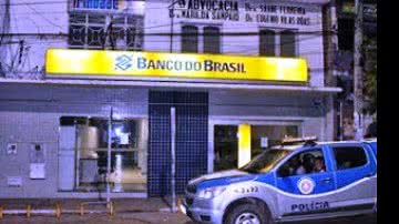 Imagem Capim Grosso: bandidos usam maçarico em roubo a caixas eletrônicos