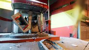 Imagem Bandidos explodem caixa eletrônico no shopping Ponto Alto