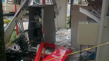 Imagem Caixas eletrônicos são explodidos em Camaçari