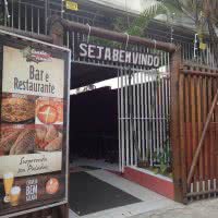 Imagem Bandidos invadem bar e assaltam policiais federais