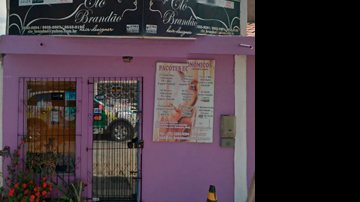 Imagem Salão de beleza é assaltado em Itapuã