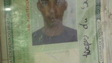 Imagem Jovem é encontrado morto no final de linha do Pero Vaz
