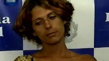 Imagem Travesti assalta mulher em Itapuã, mas rejeita celular “por não ser da moda”