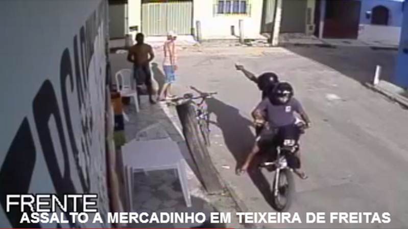 Imagem Vídeo: mercado é assaltado pela 10ª vez em Teixeira de Freitas