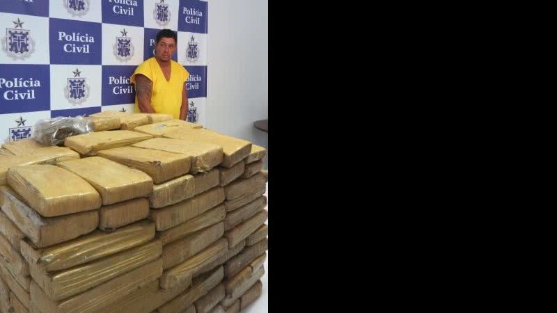 Imagem Polícia apreende 122 quilos de maconha em pneus de caminhão em Feira de Santana