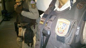 Imagem Inferninho: bandidos atiram na PM e fogem deixando 4 kg de maconha