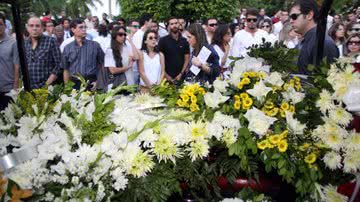 Imagem Inconsolável, pai do rapaz assassinado diz: “Ele foi para outro paraíso”