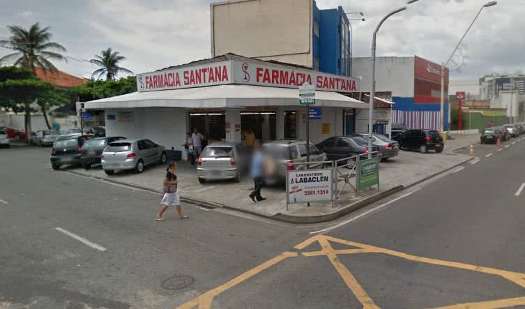 Imagem Bandidos assaltam Farmácia Santana da Manoel Dias