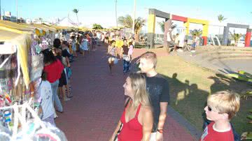 Imagem Feira de artesanato e culinária típica é opção no Jardim dos Namorados