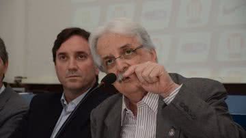 Imagem Presidente do Bahia revela motivo da saída de Cristóvão Borges