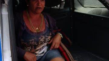 Imagem Mulher é presa ao furtar bijuterias no Centro