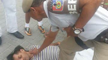 Imagem Homem sofre infarto na orla da Barra