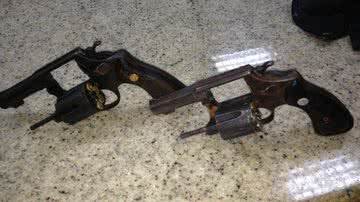 Imagem Policiais da 37ª Cipm são recebidos a tiros na Av. Peixe