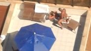 Imagem Furacão da CPI é flagrada transando à beira de piscina em hotel
