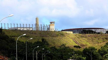 Imagem Unidade invadida por bandidos abriga os presos mais perigosos da Bahia