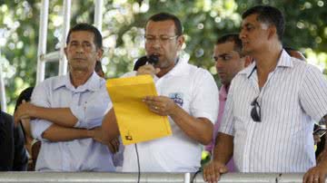 Imagem Governo federal comemora permanência de Prisco na Papuda