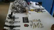 Imagem PM desarticula quadrilha e apreende armas e drogas em Itinga