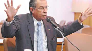 Imagem Fim da pediatria do Ernesto Simões: “isso é um crime um verdadeiro genocídio”
