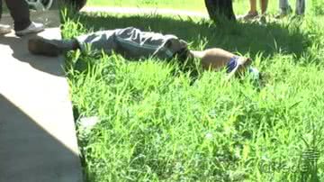 Imagem Homem é degolado e cabeça é deixada em muro a igreja