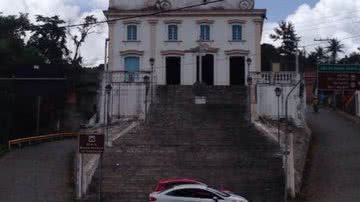 Imagem   Padre leva tiro na cabeça após tentativa de assalto em Camamu