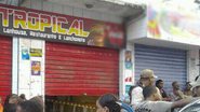 Imagem Jovem e cozinheira são assassinados a tiros dentro de restaurante em Pau da Lima