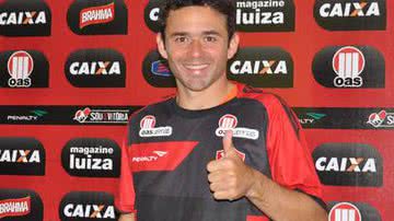 Imagem Juan é mais um que apoia chegada de Souza: "um cara alto e que faz gols