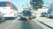 Imagem Acusados de arrastar mulher pela rua, policiais já responderam por assassinato