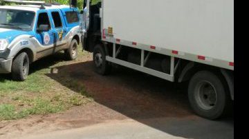 Imagem Caminhão com leite é roubado e saqueado em Valéria 