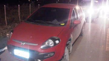 Imagem Aprovada em concurso para a secretaria de Educação é presa por roubo de carro