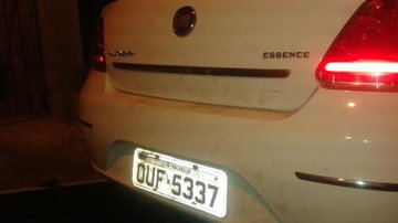 Imagem Polícia recupera carro roubado na San Martin, em Salvador