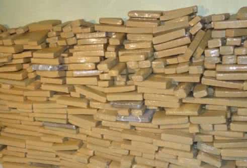 Imagem Uma tonelada de maconha é apreendida em São Sebastião do Passé