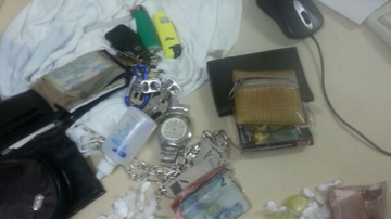 Imagem Homens são presos com cocaína na Boca do Rio