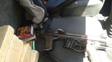 Imagem Operação Gemeos apreende armas e drogas no Stiep