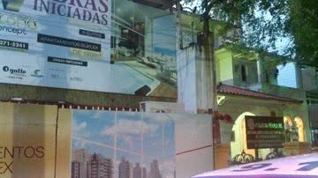 Imagem Homem com pistola invade stand da construtora Gatto e rouba R$ 10 mil