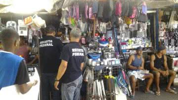Imagem Operação combate comércio ilegal na passarela do Iguatemi