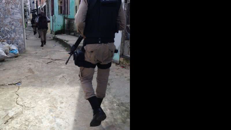 Imagem Polícia Militar realiza operação no Brongo