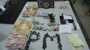 Imagem Riacho de Santana: operação da PM apreende drogas e arma falsa