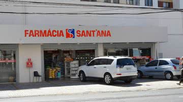 Imagem Farmácia Santana da Paulo VI é assaltada por dois homens 