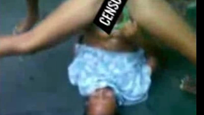 Imagem Absurdo e baixaria: mulher desrespeita moradores e fica nua em festa da Ribeira