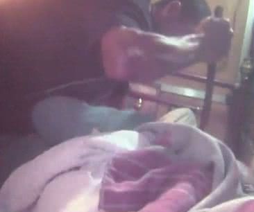 Imagem Vídeo: criminosos são flagrados esfaqueando idoso