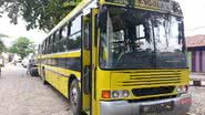 Imagem Estudantes matam colega a tiros dentro de ônibus escolar em Mar Grande