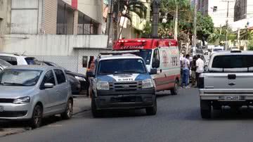 Imagem Covardia: senhora é baleada nas costas em tentativa de assalto 