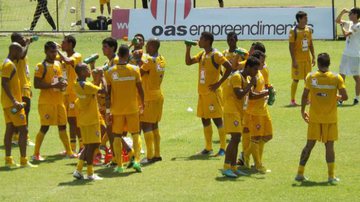 Imagem Com desfalques, Vitória fará amistoso contra Sergipe