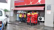 Imagem Camaçari: prefeitura interdita loja de posto de gasolina