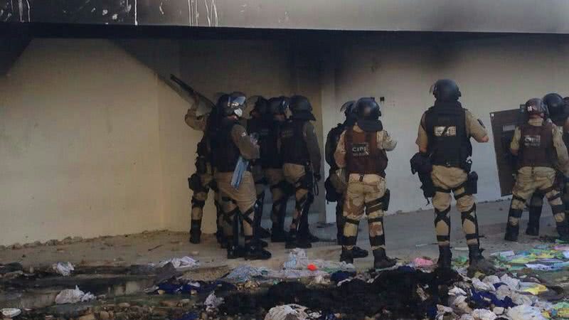 Imagem Juízes do Mutirão Carcerário visitam conjunto penal de Eunápolis