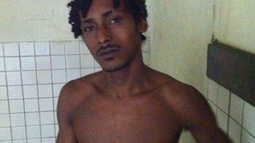 Imagem Homem acusado de assaltar alunos do Colégio Antônio Vieira é preso no Garcia