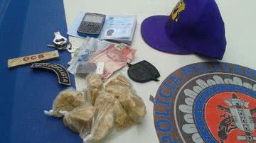 Imagem Jovem é preso cometendo crime usando farda escolar pela segunda vez, em 3 meses