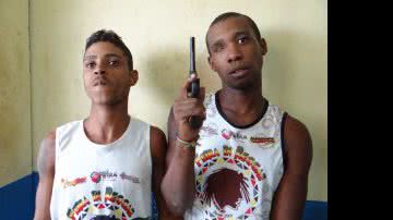 Imagem Homens roubam moto de pedreiro e são presos em flagrante