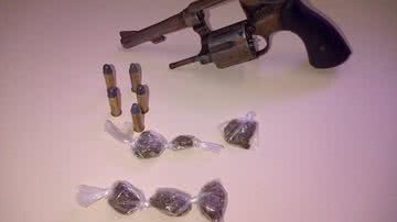 Imagem Homem é preso com arma e drogas em Cosme de Farias
